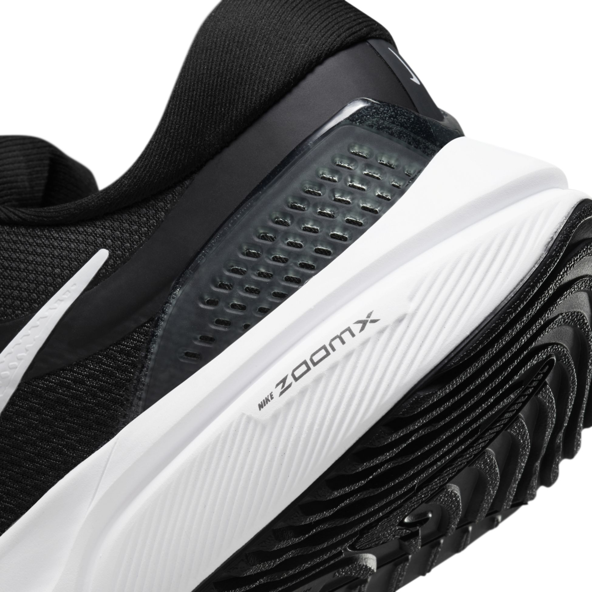 zoom vomero 16 review